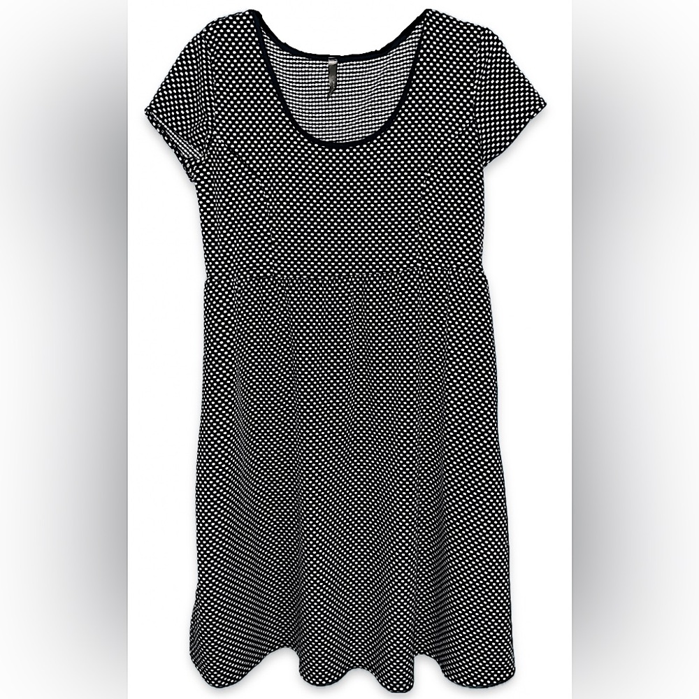 Thyme Black and White Polka Dot Dress. Sz Large